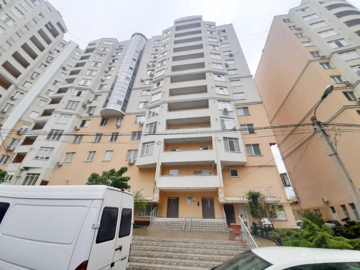צ'יסינאו Bright Central Apartment מראה חיצוני תמונה